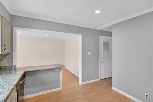 191 N Albany Ave, Massapequa, NY 11758 - Photo 11