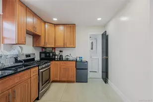 60 St Johns Ave, Valley Stream, NY 11580 - Photo 23