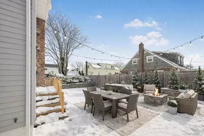 60 Saint Johns Avenue, Valley Stream, NY 11580 - Photo 39