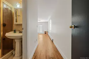 60 St Johns Ave, Valley Stream, NY 11580 - Photo 17