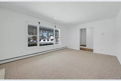 340 Westchester Avenue, West Babylon, NY 11704 - Photo 5