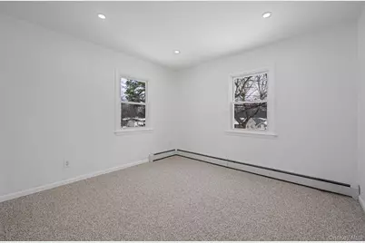 340 Westchester Avenue, West Babylon, NY 11704 - Photo 31