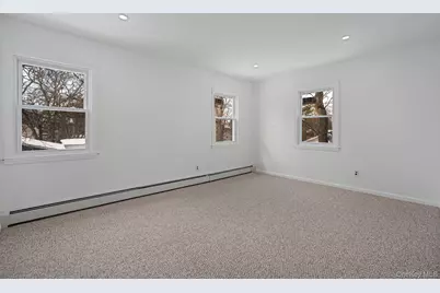 340 Westchester Avenue, West Babylon, NY 11704 - Photo 25