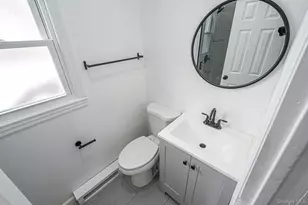 340 Westchester Ave, West Babylon, NY 11704 - Photo 15