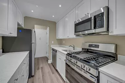 505 White Plains Road #1D, Eastchester, NY 10709 - Photo 1