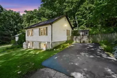 19 Woodlawn Road, Putnam Valley, NY 10579 - Photo 5
