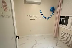 176-19 80th Dr, Jamaica, NY 11432 - Photo 9