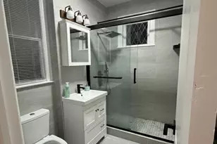 176-19 80th Dr, Jamaica, NY 11432 - Photo 7