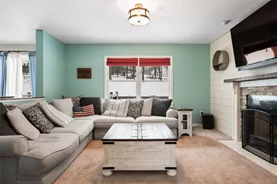 6 Snow Street, Bloomingburg, NY 12721 - Photo 9