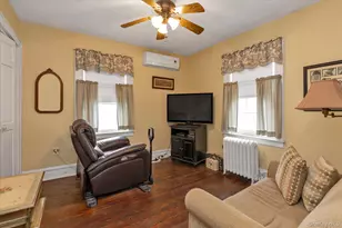 13 Everett St, Lynbrook, NY 11563 - Photo 11