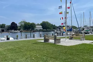 263 River Ave, Patchogue, NY 11772 - Photo 15