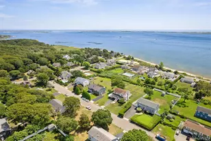 8 Sinnickson Rd, Center Moriches, NY 11934 - Photo 29