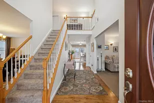 8 Sinnickson Rd, Center Moriches, NY 11934 - Photo 3