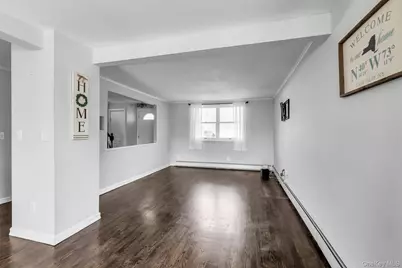 48 E Madison Street, East Islip, NY 11730 - Photo 5