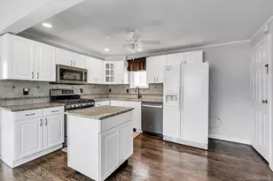 48 E Madison St, East Islip, NY 11730 - Photo 9