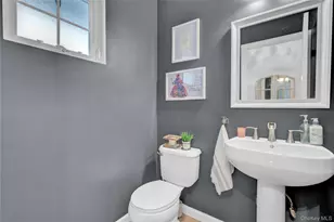 37 Terrace Ln, Patchogue, NY 11772 - Photo 15