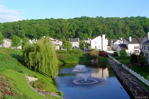 141 Friendship Ct, White Plains, NY 10603 - Photo 37