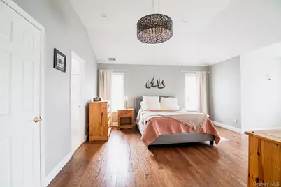 141 Friendship Court, White Plains, NY 10603 - Photo 21