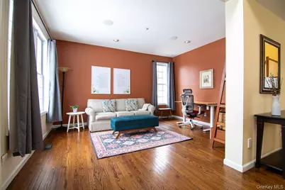 141 Friendship Court, White Plains, NY 10603 - Photo 7