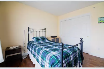 141 Friendship Court, White Plains, NY 10603 - Photo 33