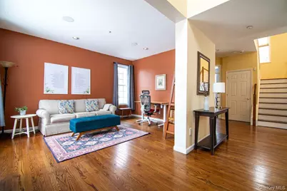 141 Friendship Court, White Plains, NY 10603 - Photo 9