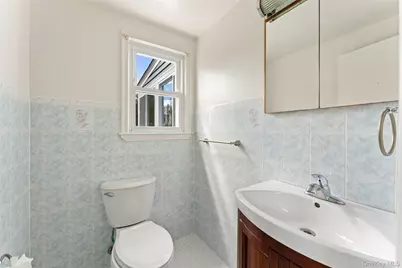 90 Homestead Avenue, Scarsdale, NY 10583 - Photo 11