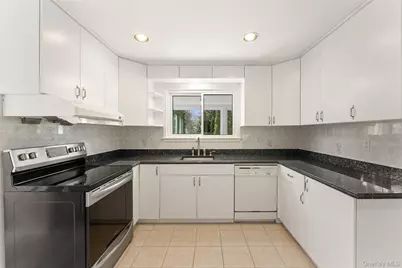 90 Homestead Avenue, Scarsdale, NY 10583 - Photo 7