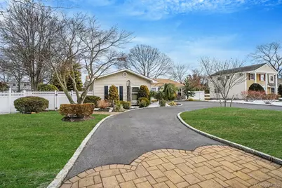 3 Biscayne Avenue, Farmingville, NY 11738 - Photo 3