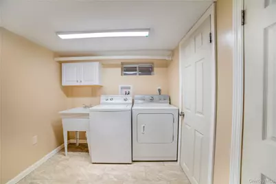 248-21 87th Avenue, Bellerose, NY 11426 - Photo 21