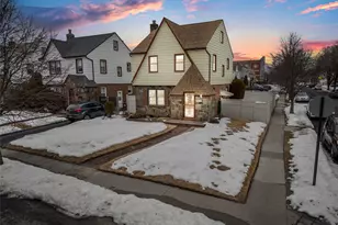 248-21 87th Ave, Bellerose, NY 11426 - Photo 27