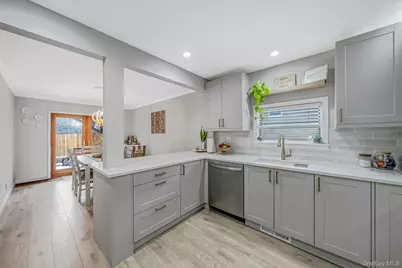 126 Wauwepex Trail, Ridge, NY 11961 - Photo 9