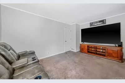 126 Wauwepex Trail, Ridge, NY 11961 - Photo 13