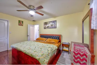 1662 Greenway Boulevard, Valley Stream, NY 11580 - Photo 11