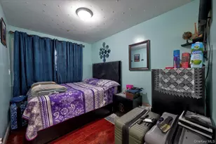 1662 Greenway Blvd, Valley Stream, NY 11580 - Photo 9