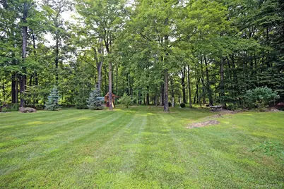 115 Autumn Chase Drive, Hopewell Junction, NY 12533 - Photo 35