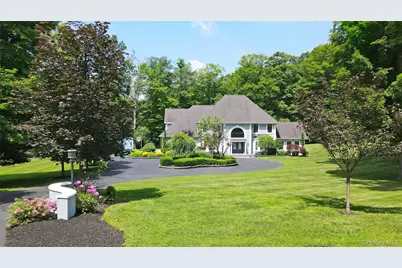 115 Autumn Chase Drive, Hopewell Junction, NY 12533 - Photo 1