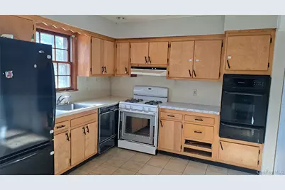 112 Grandview Avenue, Spring Valley, NY 10977 - Photo 3