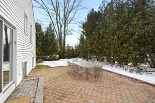 201 Dorchester Rd, Scarsdale, NY 10583 - Photo 23