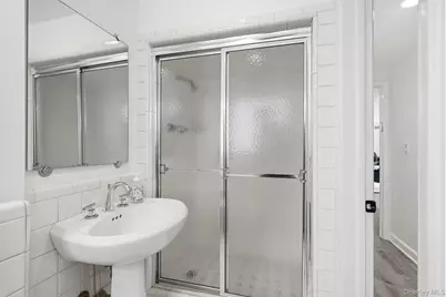 201 Dorchester Road, Scarsdale, NY 10583 - Photo 21