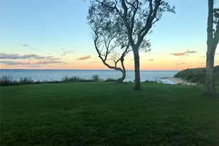 2840 Stars Rd, East Marion, NY 11939 - Photo 17