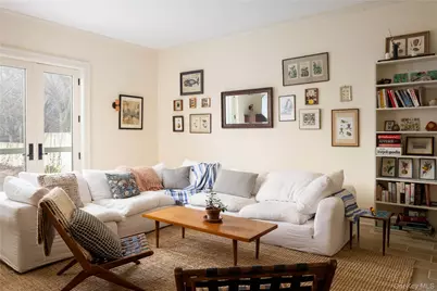 2840 Stars Road, East Marion, NY 11939 - Photo 13