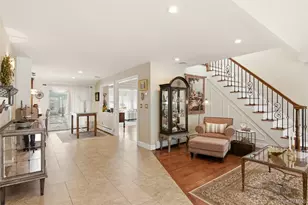 21 Shore Dr W, Copiague, NY 11726 - Photo 15