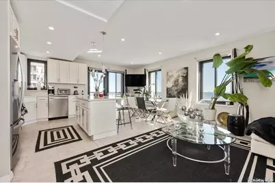 100 W Broadway #4F, Long Beach, NY 11561 - Photo 5