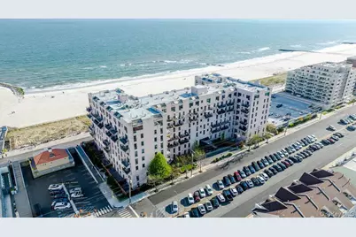 100 W Broadway #4F, Long Beach, NY 11561 - Photo 1