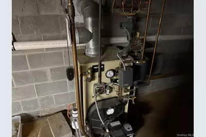 20 Hillview Drive, Poughkeepsie, NY 12603 - Photo 29