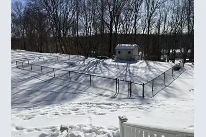 20 Hillview Drive, Poughkeepsie, NY 12603 - Photo 19