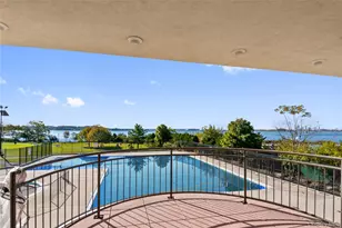 227 Surf Dr, Bronx, NY 10473 - Photo 5