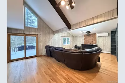 15 Norfolk Court, Rock Hill, NY 12775 - Photo 5