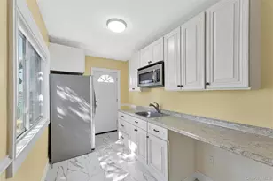 890 S Long Beach Ave, Freeport, NY 11520 - Photo 31