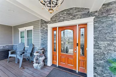 890 S Long Beach Avenue, Freeport, NY 11520 - Photo 5